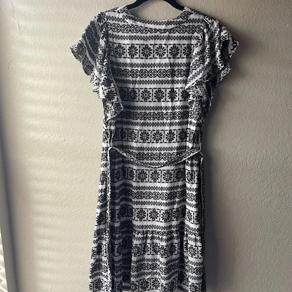 Ann Taylor Black and White Mini Dress - Picture 4 of 4